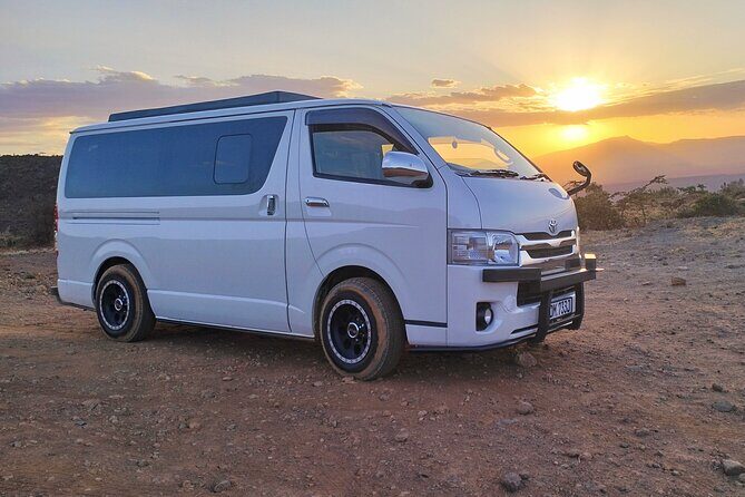 Private Transfers from Nairobi Airport to Hotels - The airport meeting point and the moment you look for the driver