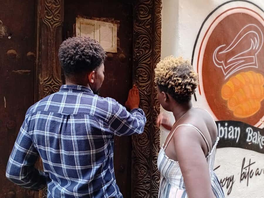 Swahili Carved Doors Tour by Woman Woodcarver: Lamu Island - Timing, heat, and weather: plan for an afternoon start