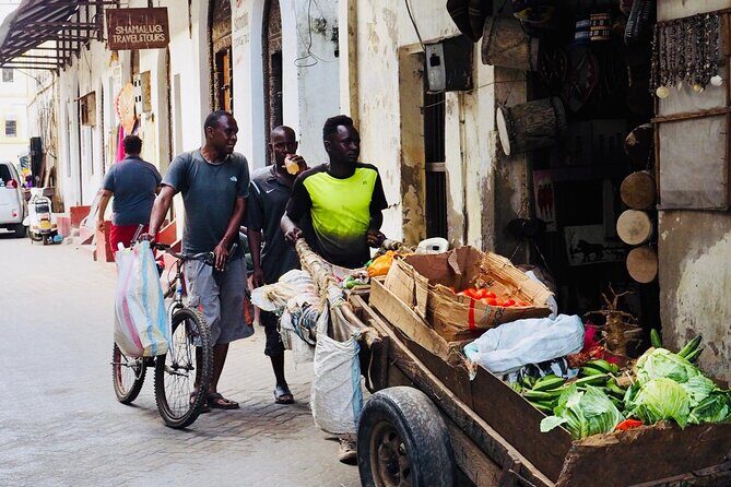 Swahili Street Food Tour - Practical tips for getting the most out of street food