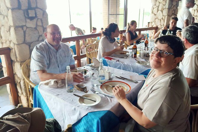 Vegans special safari - Nairobi National Park (Day 2): Big Cats, Plus a Meaningful Elephant Stop
