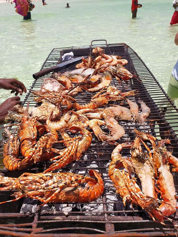 WATAMU: MALINDI: SARDEGNA ISLAND & MALINDI MARINE PARK - Sardegna 2 island: swimming and relaxing before high tide